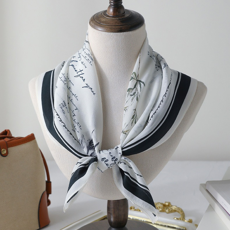 Vintage Fashion Journal - 100% 桑シルクスカーフ 65x65cm バタフライジャーナルプリント本物のシルククレープスクエアスカーフヴィンテージボタニカルネックスカーフバンダナギフト