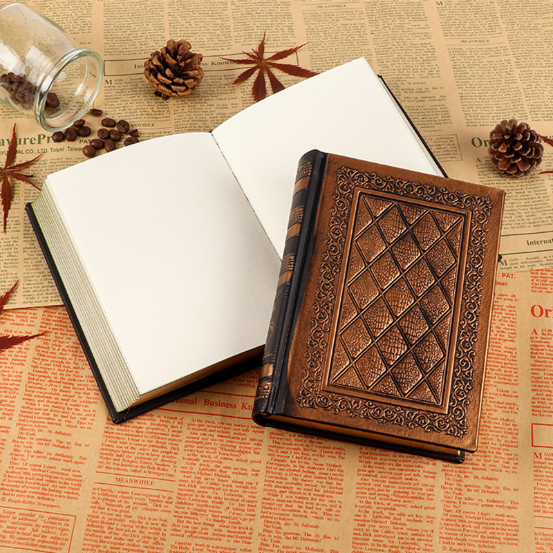 Vintage Fashion Journal - クリエイティブファッションヴィンテージジャーナルノートブッククラシック日記レトロチェック柄レザーエンボスデザインフレームメモ帳文具agenda2022