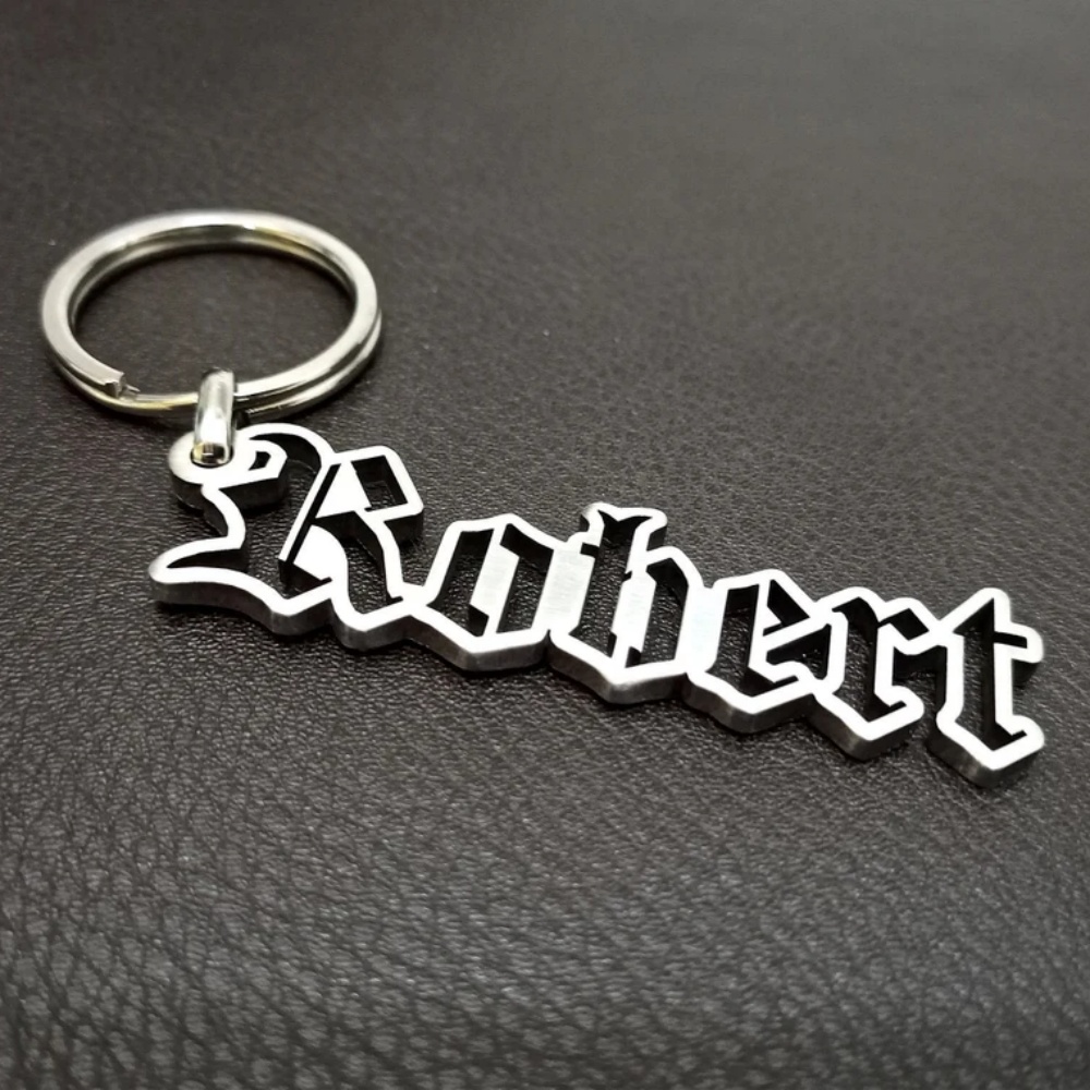 カスタムオールドイングリッシュキーホルダー、名入れキーリング - Vintage Fashion Names のレビューと価格