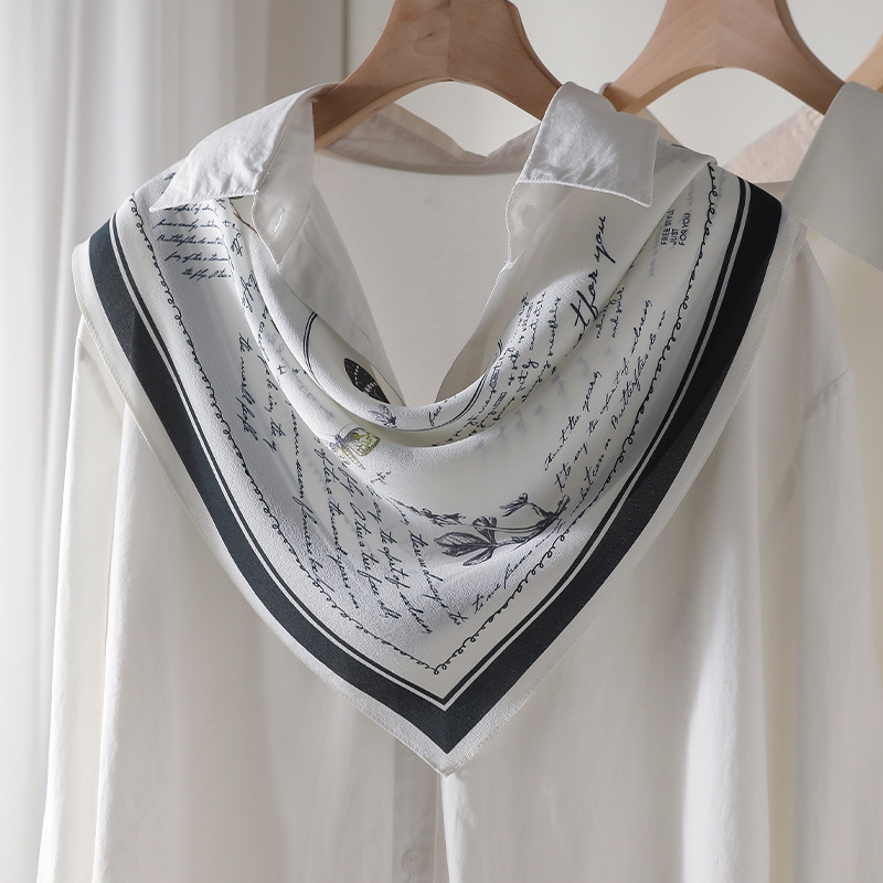 100% 桑シルクスカーフ 65x65cm バタフライジャー - Vintage Fashion Journal のレビューと価格