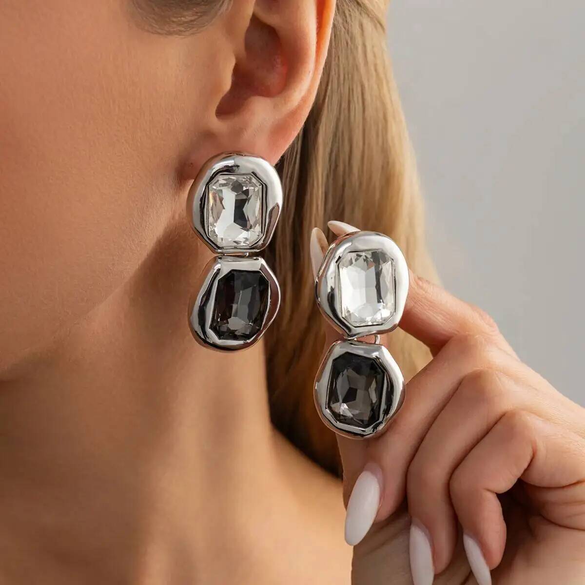 IngeSight.Z ユニークな高級ビッグガラスラインスト - Z Vintage Fashion のレビューと価格