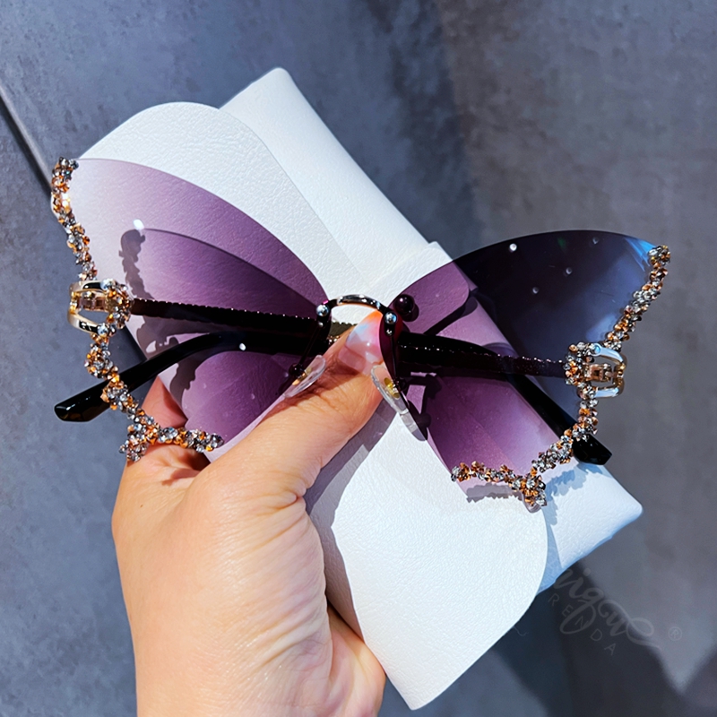 高級ダイヤモンドバタフライサングラス女性ブランド Y2K ヴ - Vintage Fashion Y2K のレビューと価格