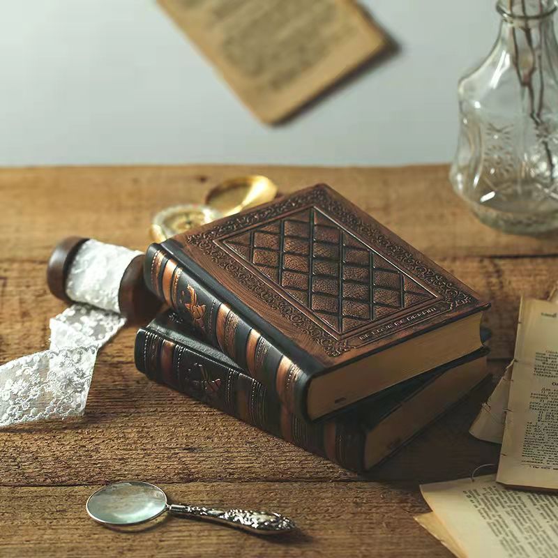 クリエイティブファッションヴィンテージジャーナルノートブック - Vintage Fashion Journal のレビューと価格